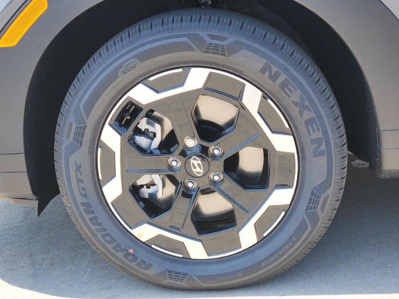 New 2027 Hyundai Santa Fe SE FWD image 7