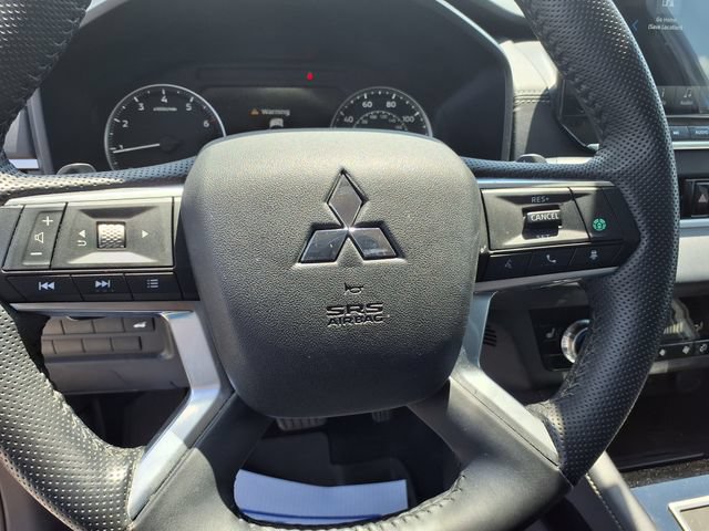 Used 2024 Mitsubishi Outlander SE FWD image 24