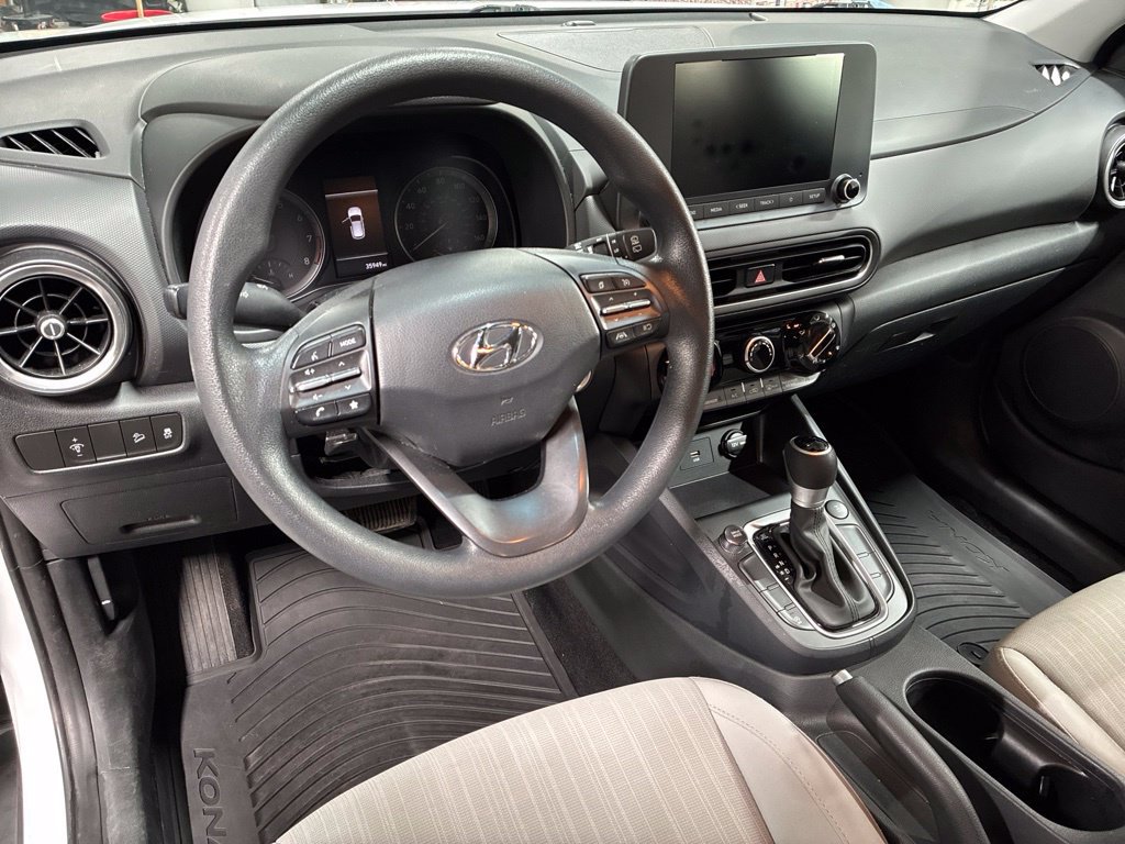 Used 2023 Hyundai Kona SEL AWD/4WD image 15