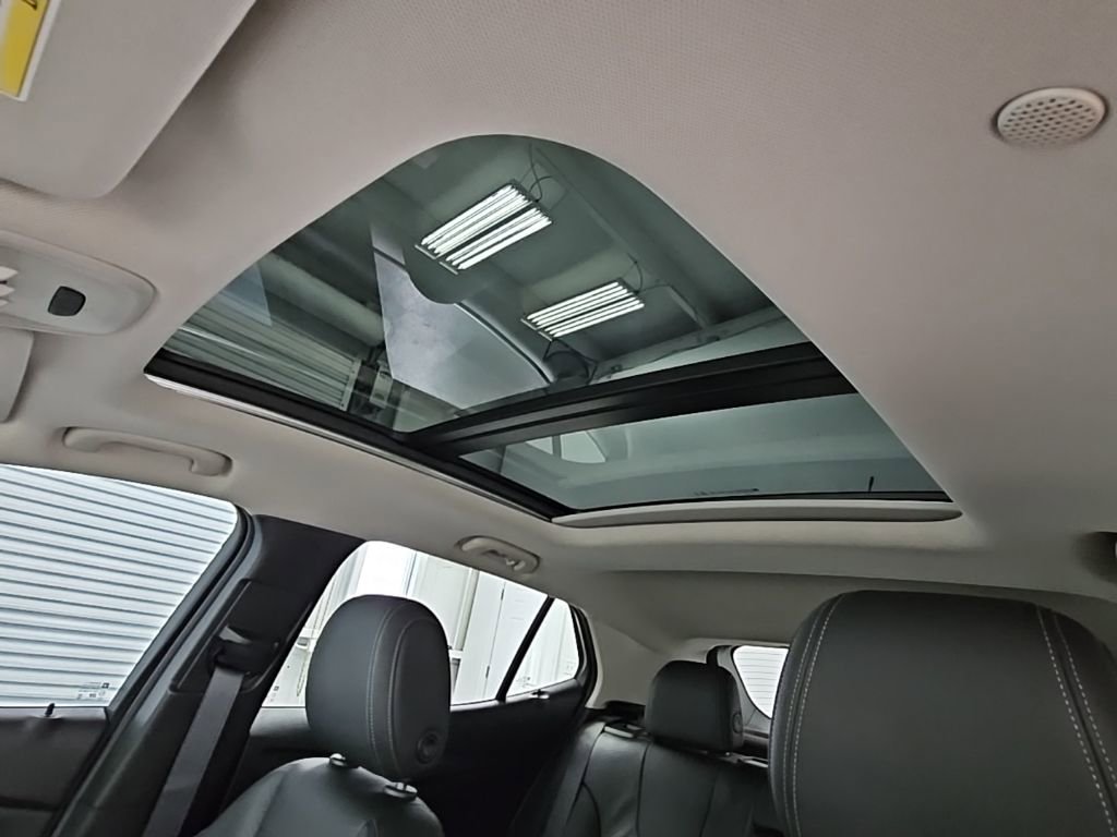 Used 2022 Buick Encore GX Essence w/ Experience Buick Package image 30