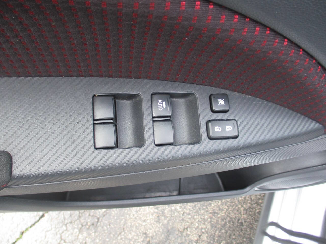Used 2024 Mitsubishi Mirage Black Edition image 13
