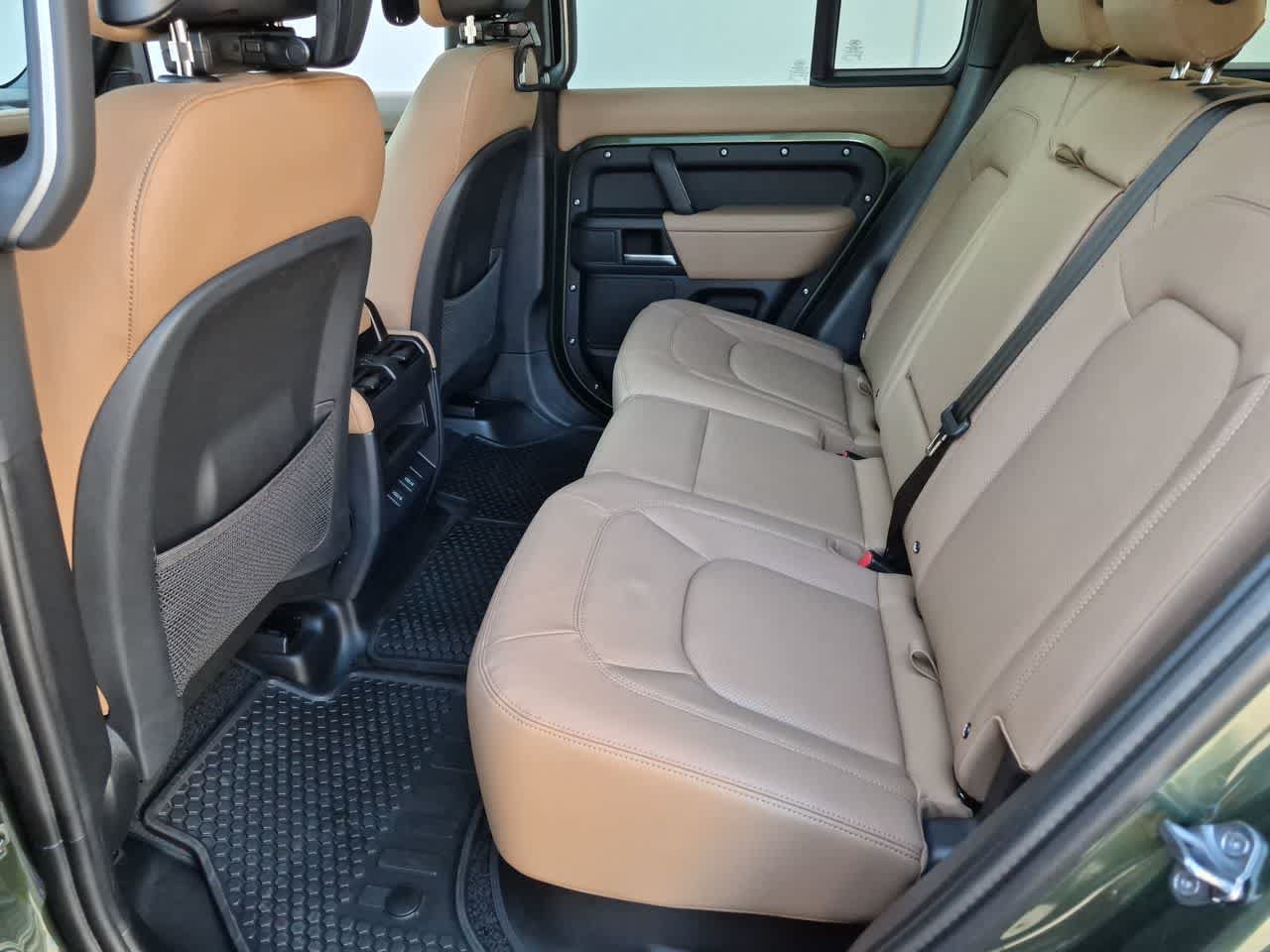 New 2026 Land Rover Defender 110 X-Dynamic SE AWD/4WD image 21