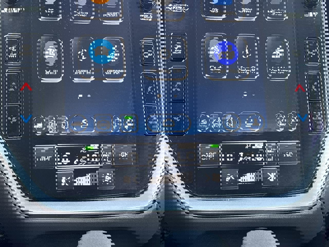 Used 2024 Subaru Crosstrek 2.0i Premium image 21