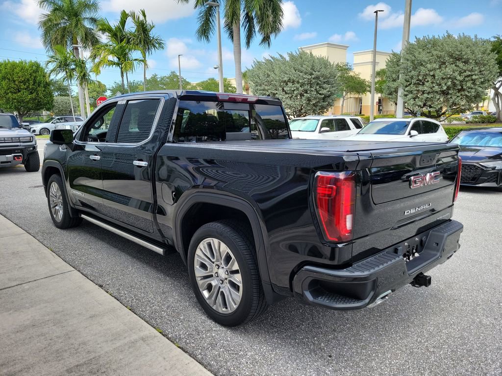 Used 2022 GMC Sierra 1500 Denali w/ Denali Reserve Package AWD/4WD image 3