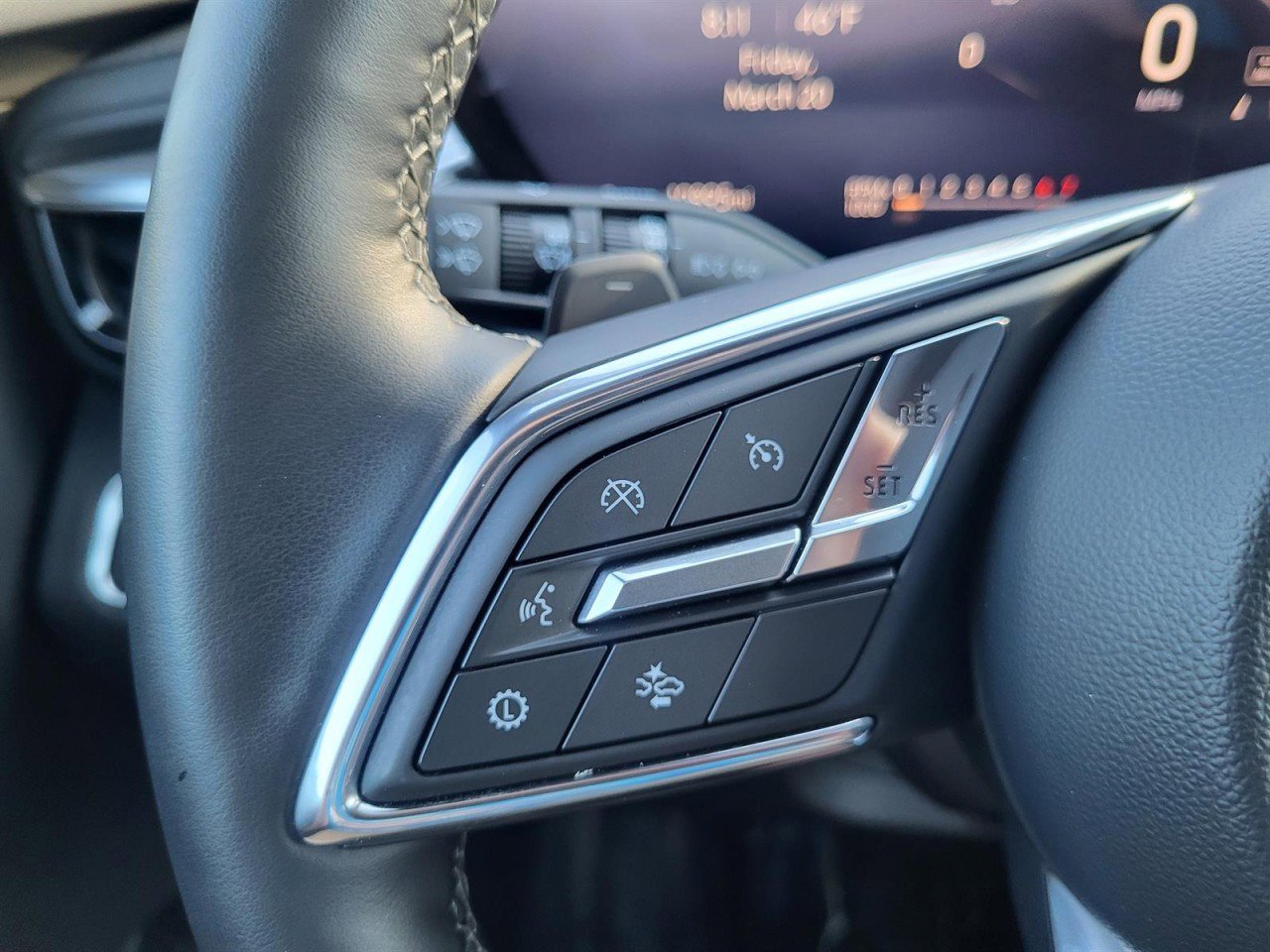 Used 2025 Buick Enclave Preferred image 21