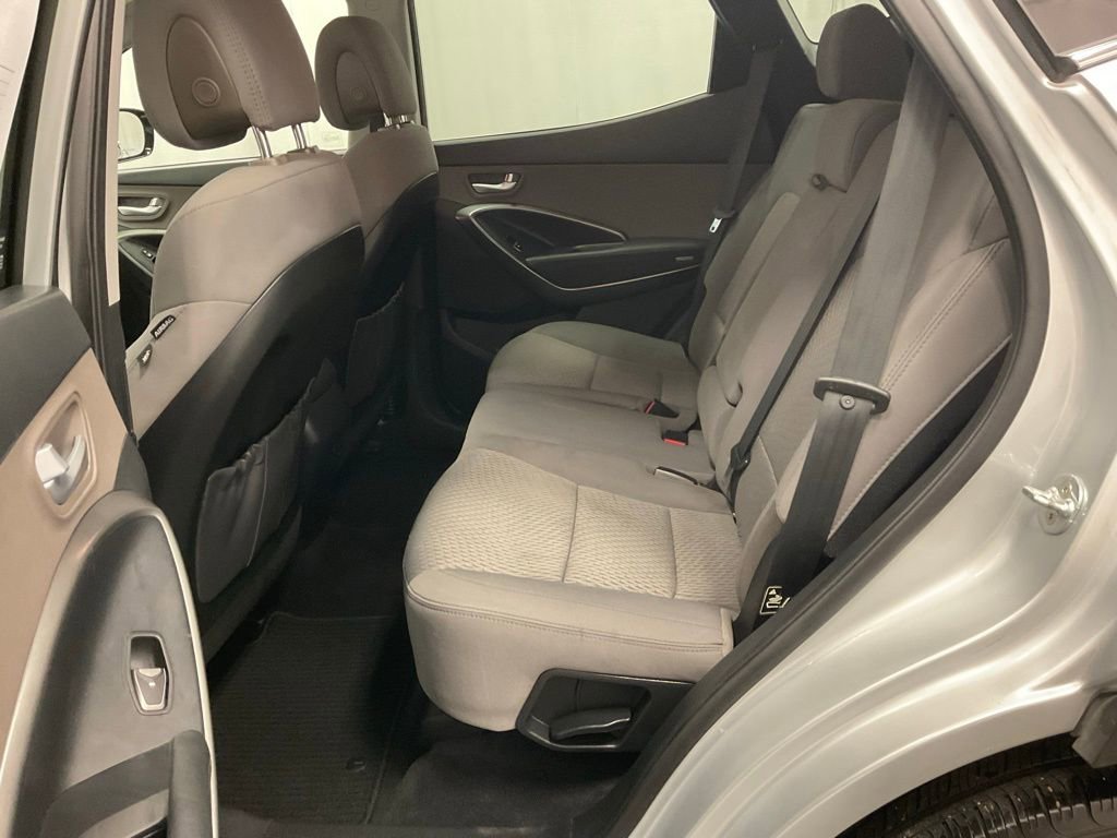 Used 2017 Hyundai Santa Fe Sport image 30