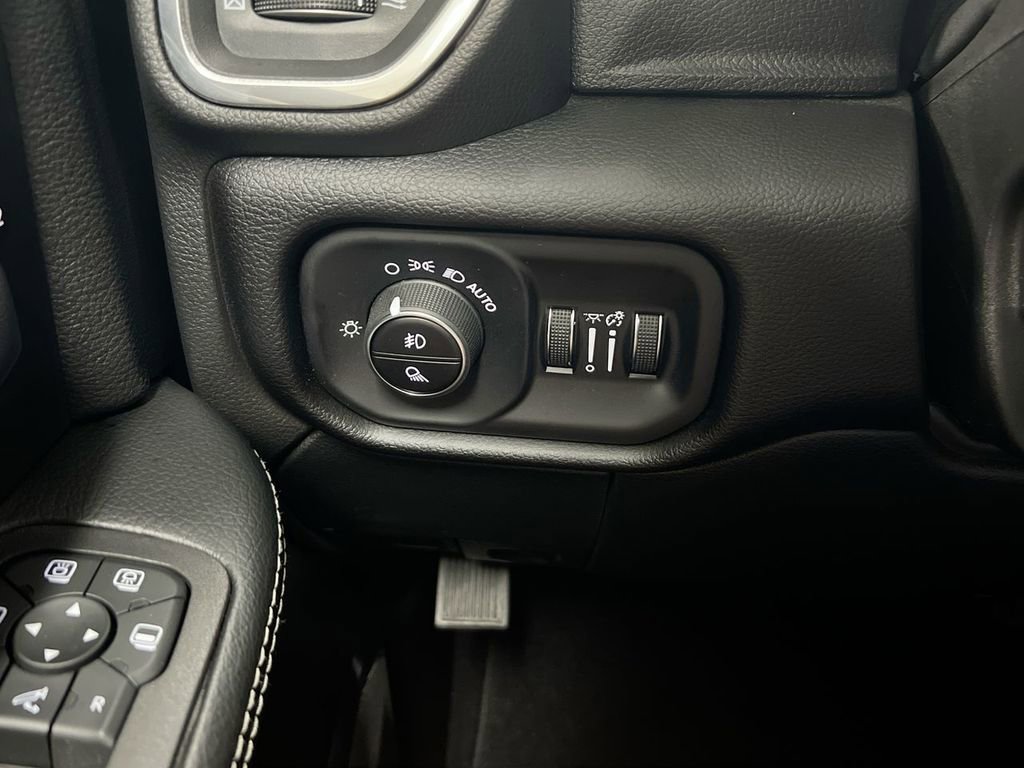 New 2026 RAM 2500 Laramie image 17