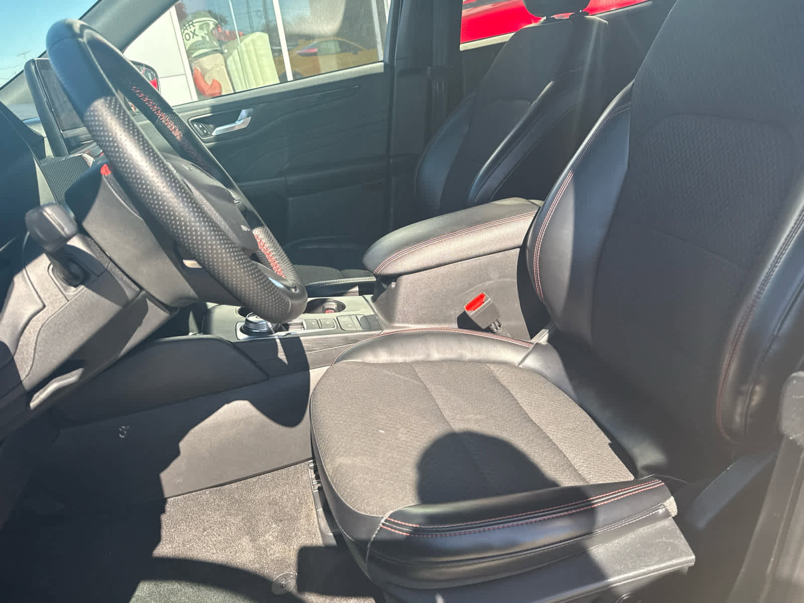 Used 2024 Ford Escape ST-Line image 34