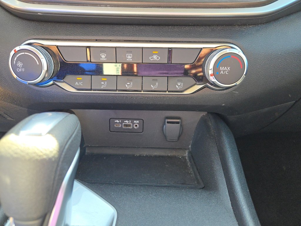 Used 2025 Nissan Altima 2.5 SV image 26