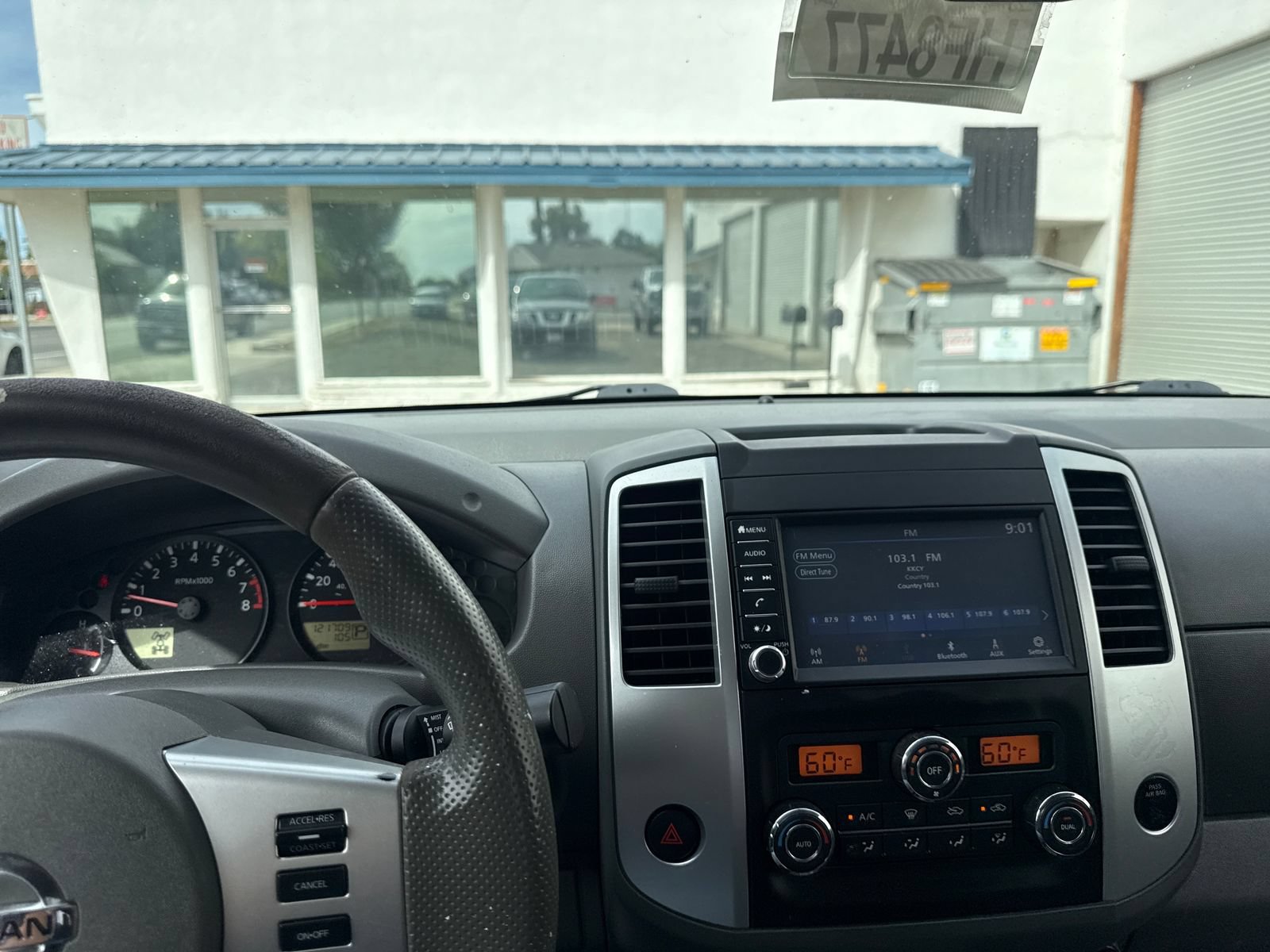 Used 2020 Nissan Frontier SV AWD/4WD image 17