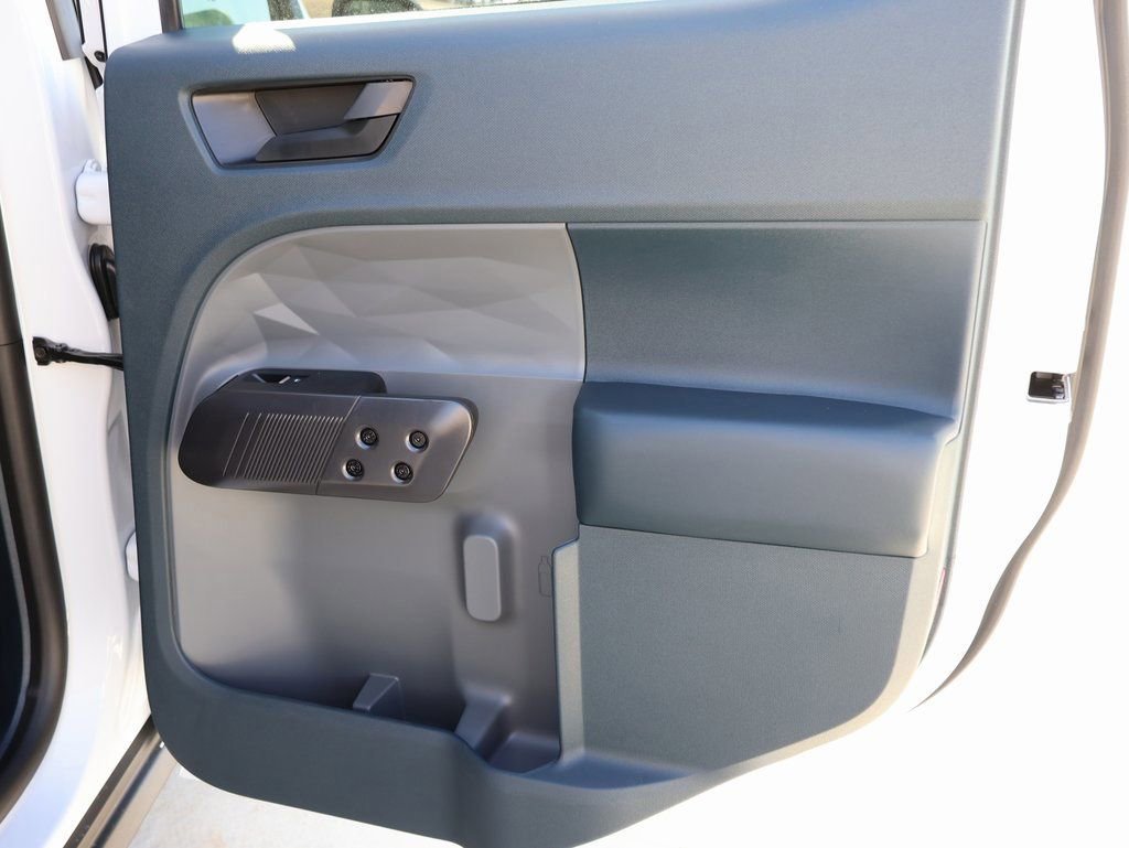 New 2026 Ford Maverick Lariat w/ Black Appearance Package image 12