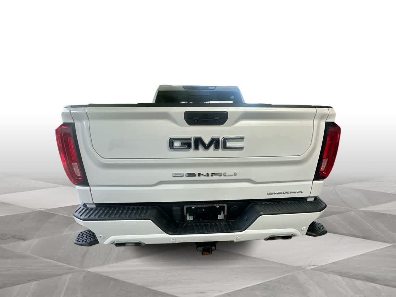 Used 2023 GMC Sierra 1500 Denali Ultimate AWD/4WD image 7