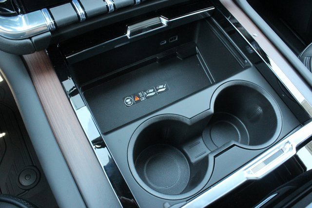 New 2025 GMC Yukon XL Denali w/ Sun & Power Step Package image 53