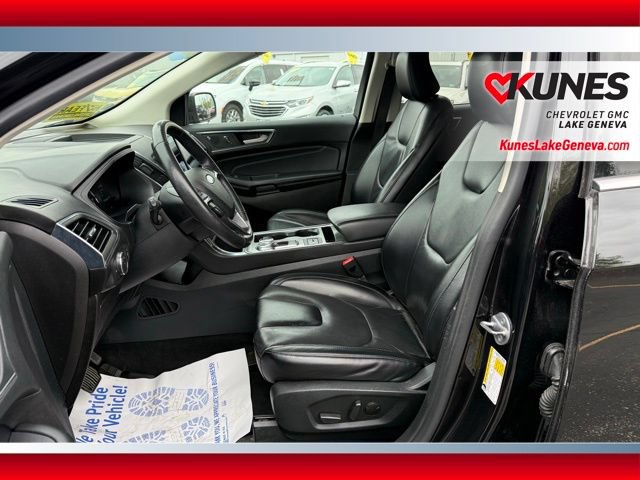 Used 2022 Ford Edge Titanium AWD/4WD image 14