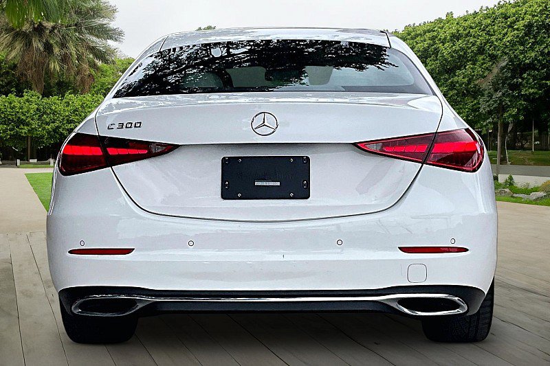 Used 2024 Mercedes-Benz C 300 Sedan image 3