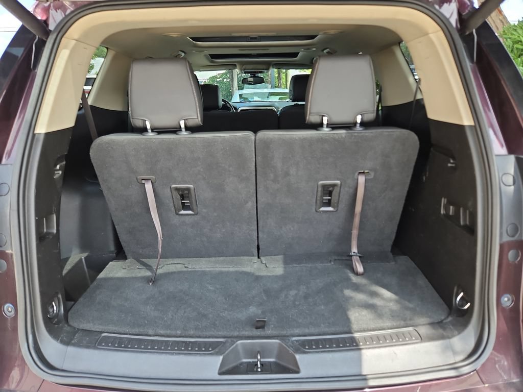 Used 2018 GMC Acadia Denali w/ Technology Package AWD/4WD image 35