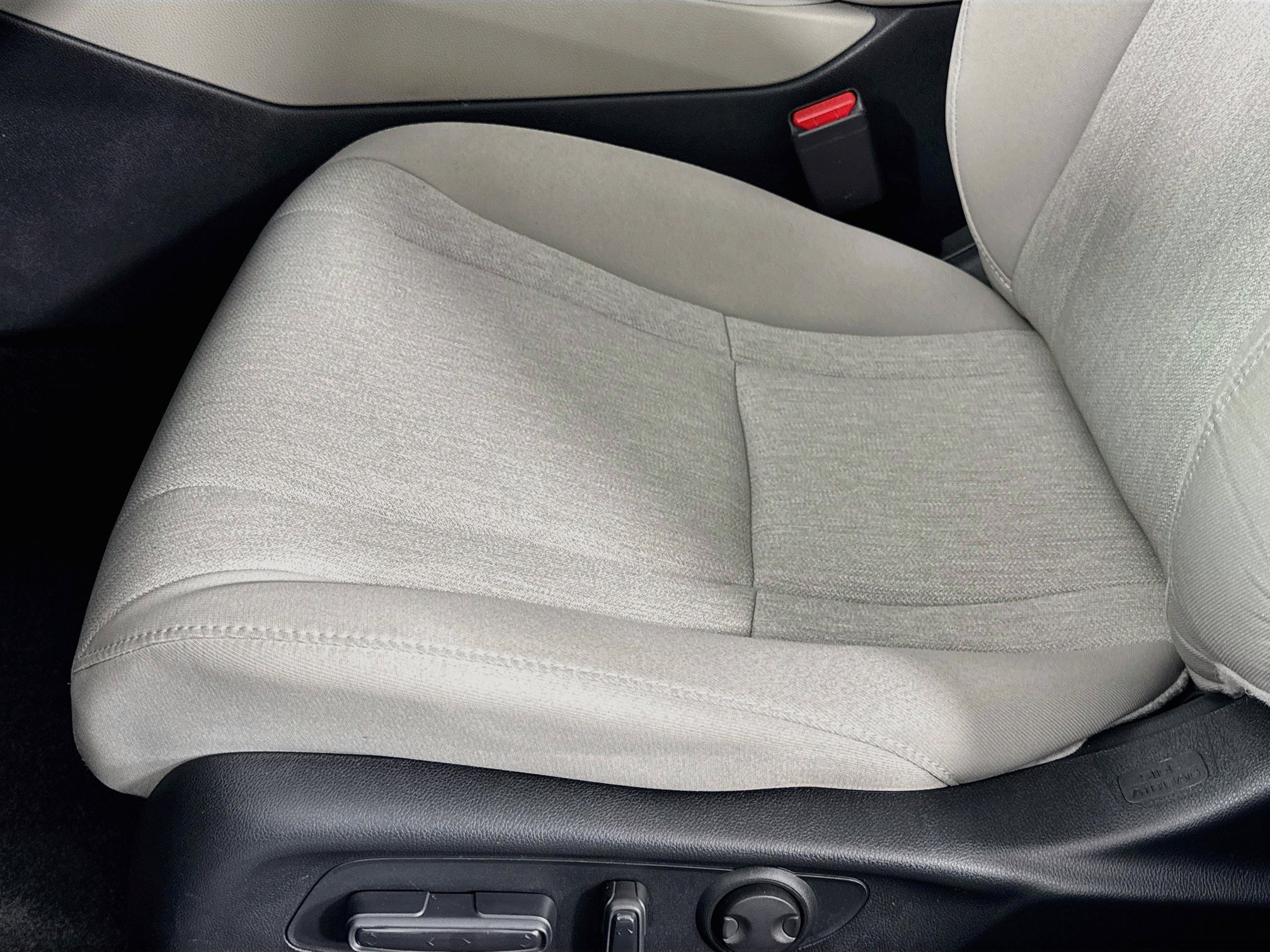 Certified 2023 Honda Accord EX image 18