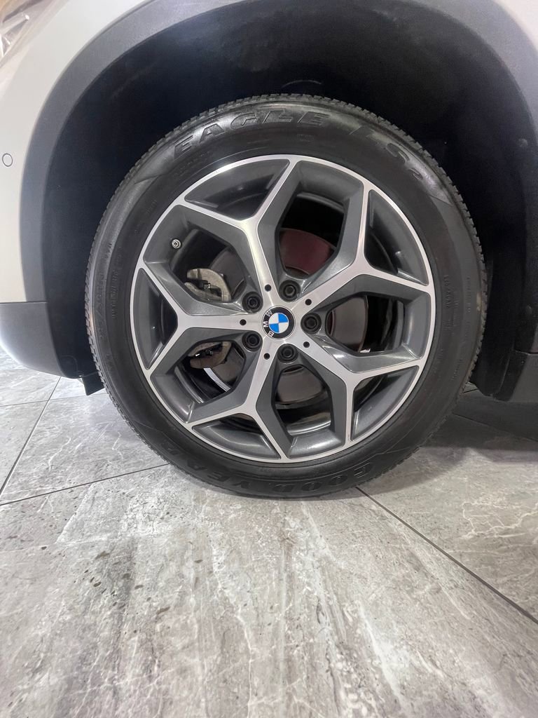 Used 2018 BMW X1 sDrive28i image 16