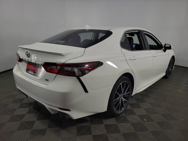 Used 2023 Toyota Camry SE image 8