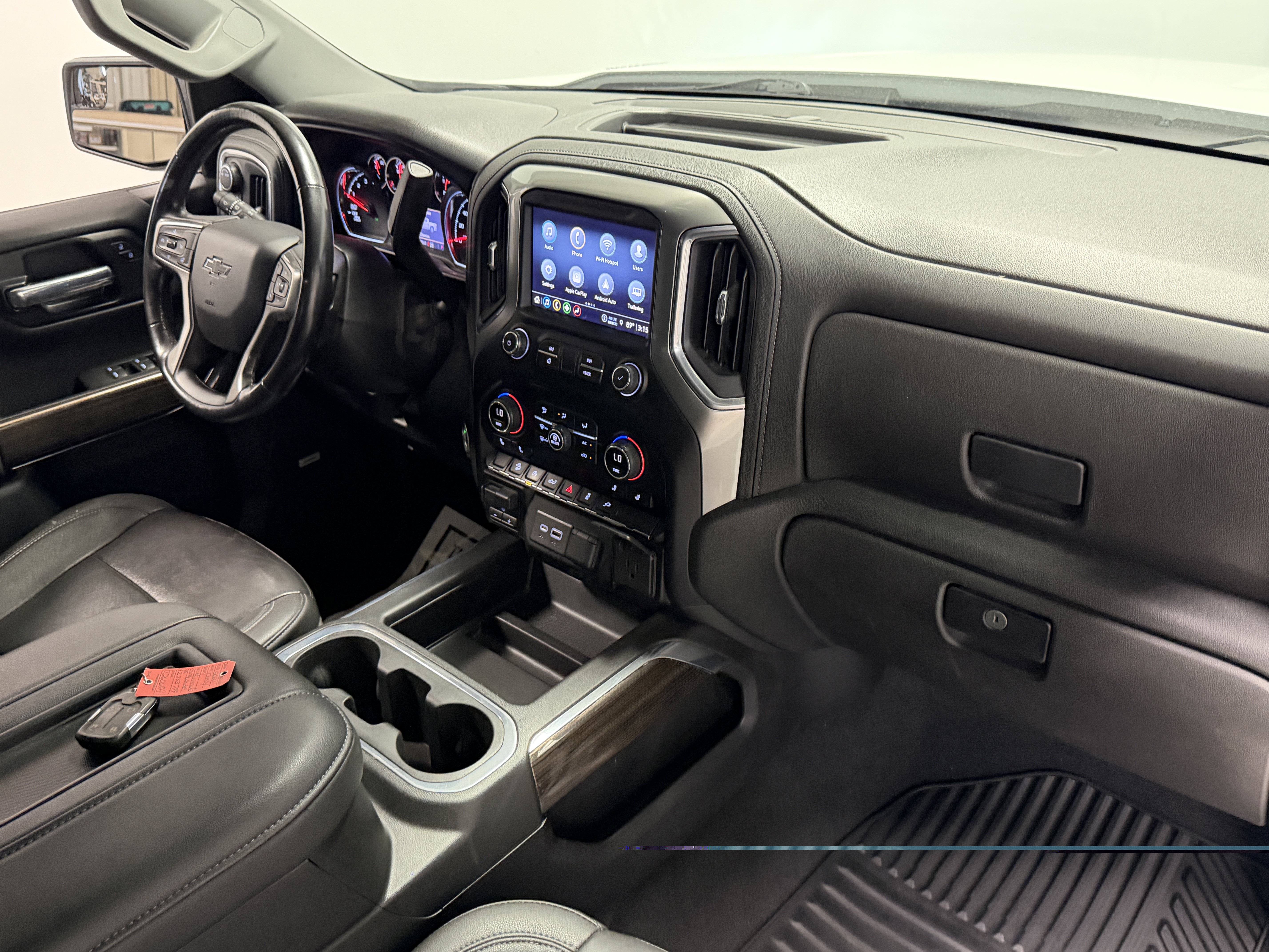 Used 2021 Chevrolet Silverado 1500 RST w/ Convenience Package II AWD/4WD image 20