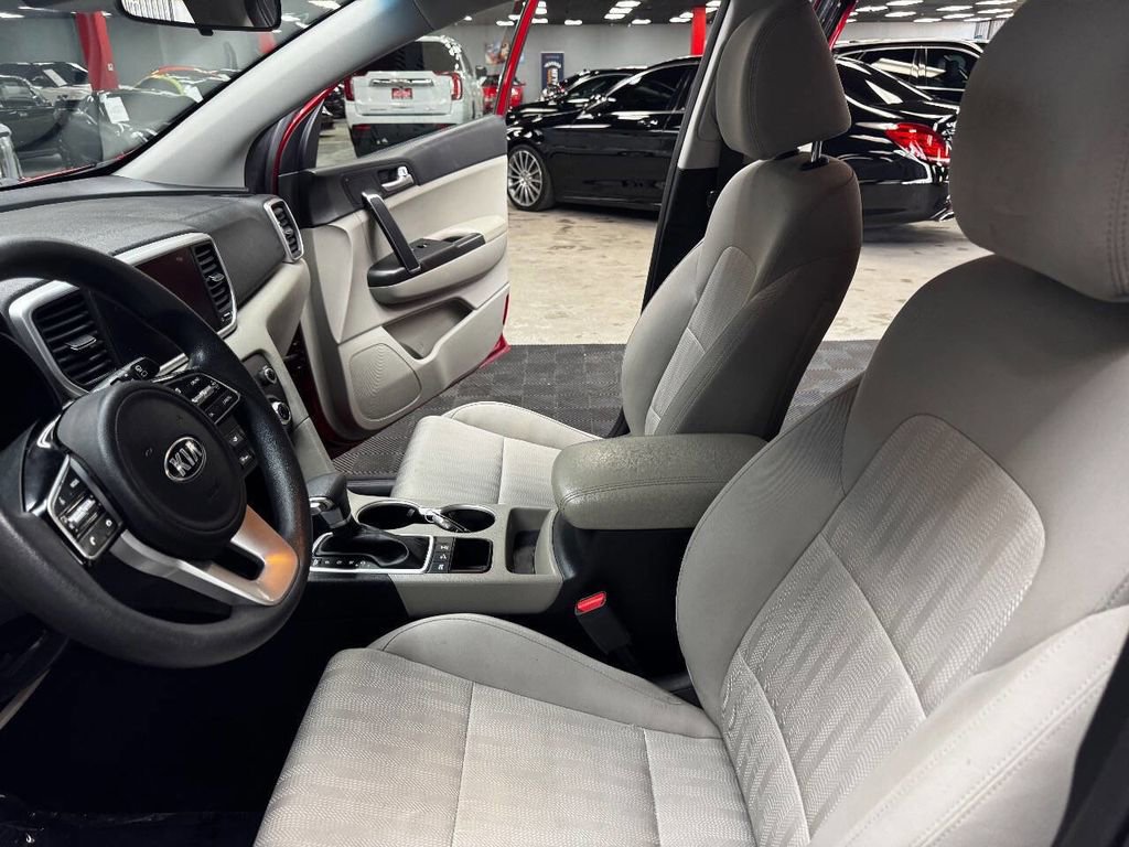 Used 2021 Kia Sportage LX image 34