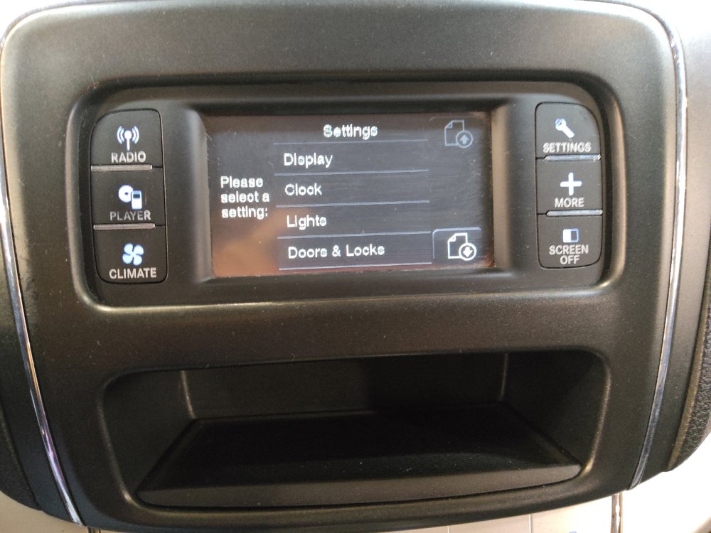 Used 2018 Dodge Journey SE w/ Connectivity Group FWD image 25