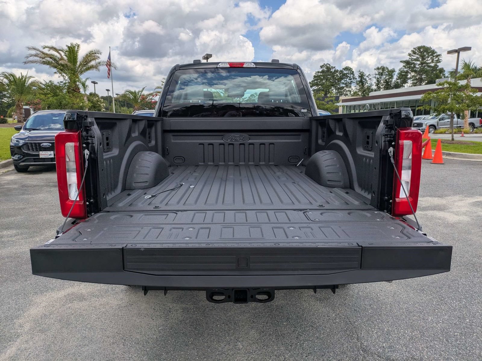 New 2026 Ford F250 XL w/ STX Appearance Package AWD/4WD image 7