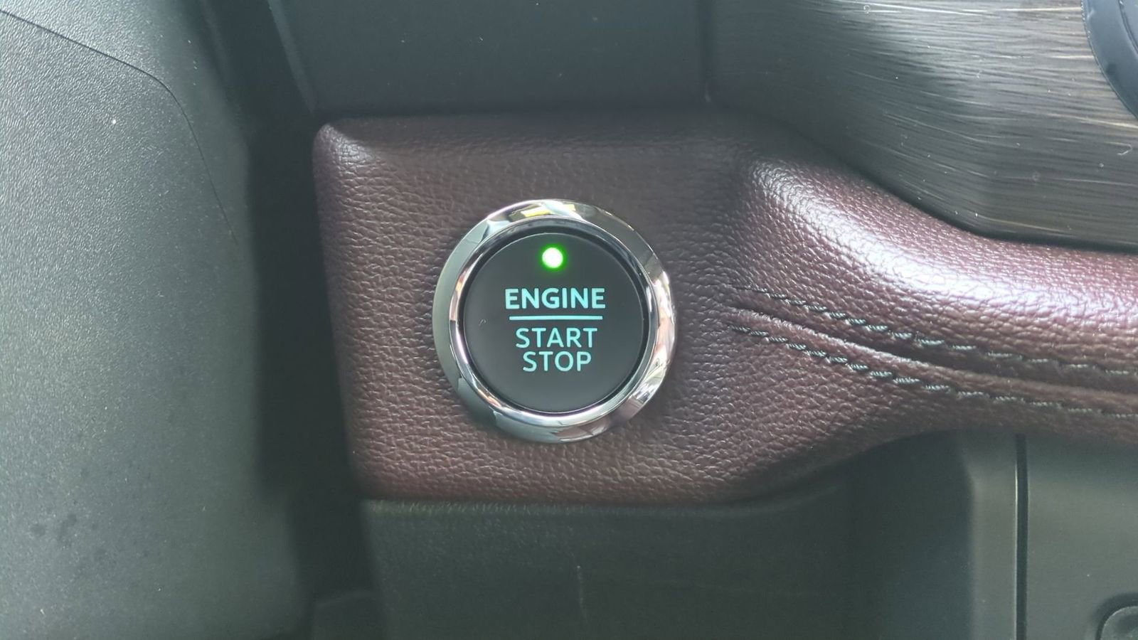 Certified 2023 Ford Expedition Limited image 30