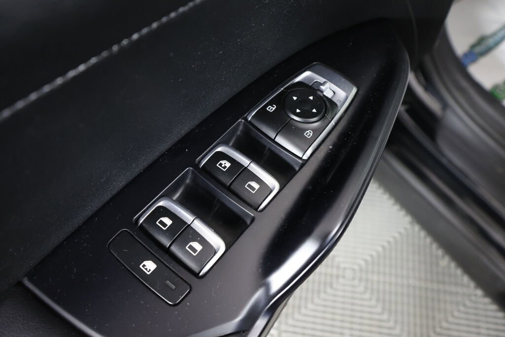Used 2023 Kia K5 LXS FWD image 29