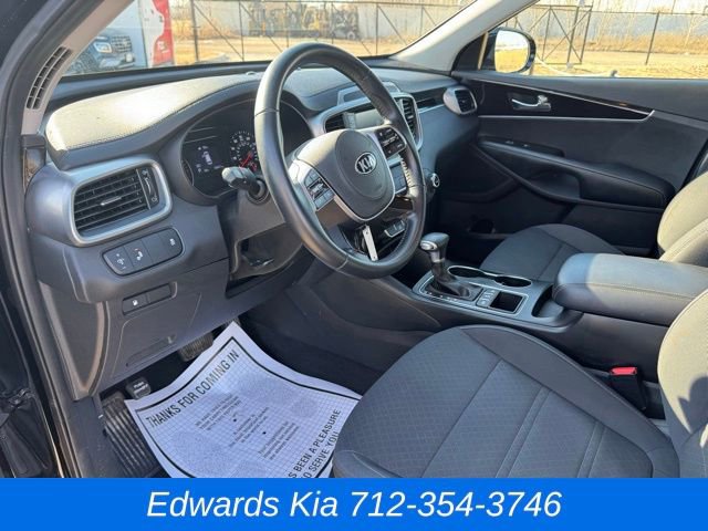 Used 2020 Kia Sorento LX w/ LX I4 Convenience Package image 17
