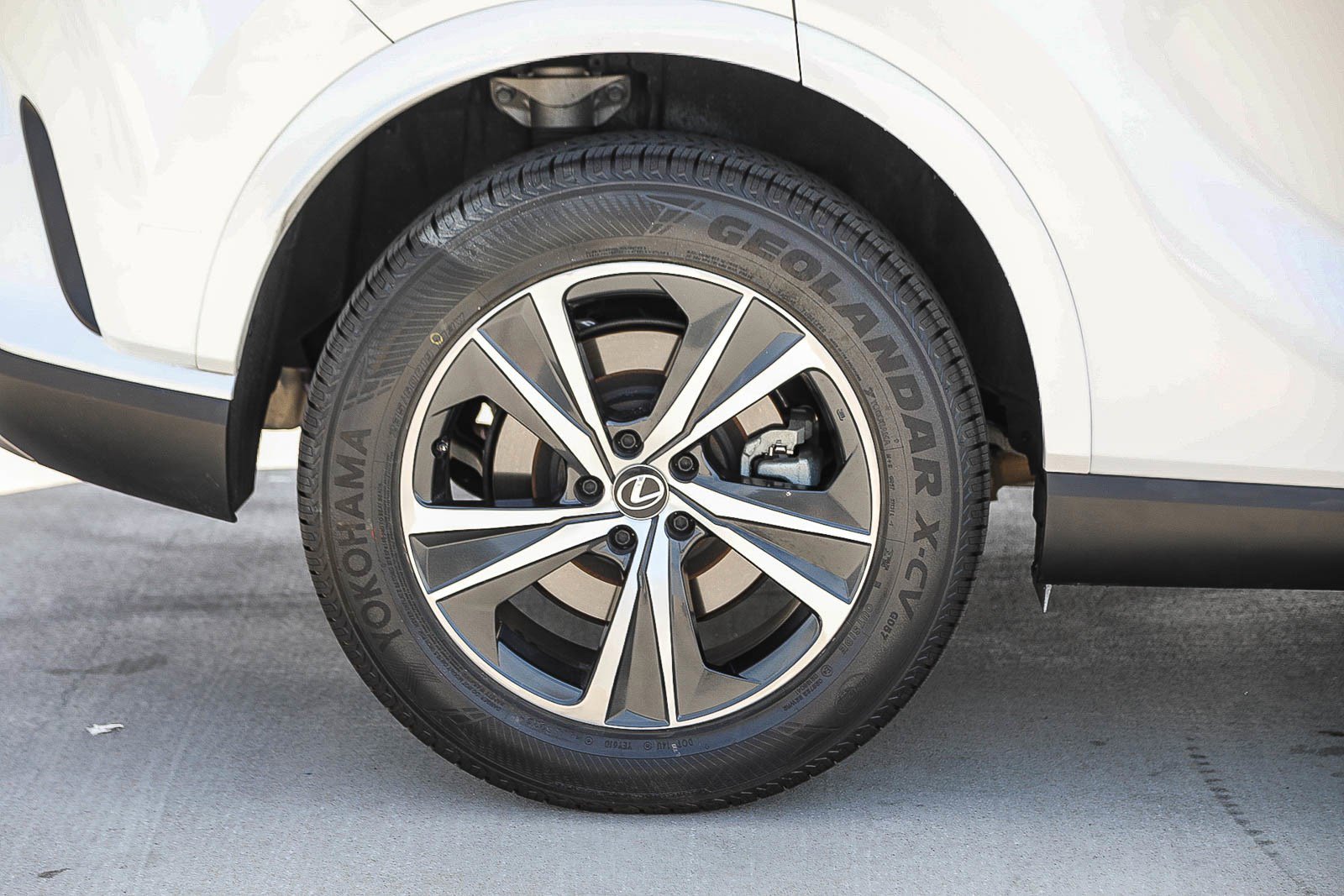 Used 2024 Lexus RX 350 Premium w/ Convenience Package image 11