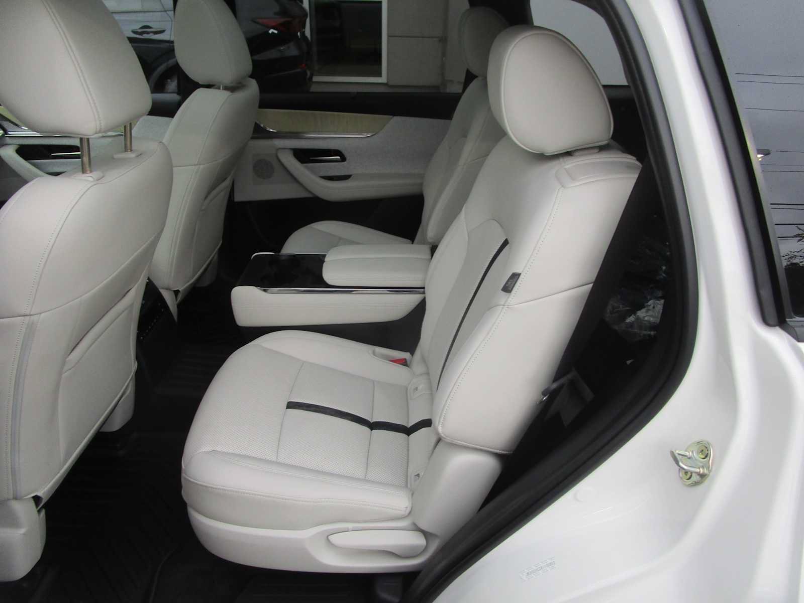 Used 2024 MAZDA CX-90 3.3 Turbo S w/ Premium Plus AWD/4WD image 9