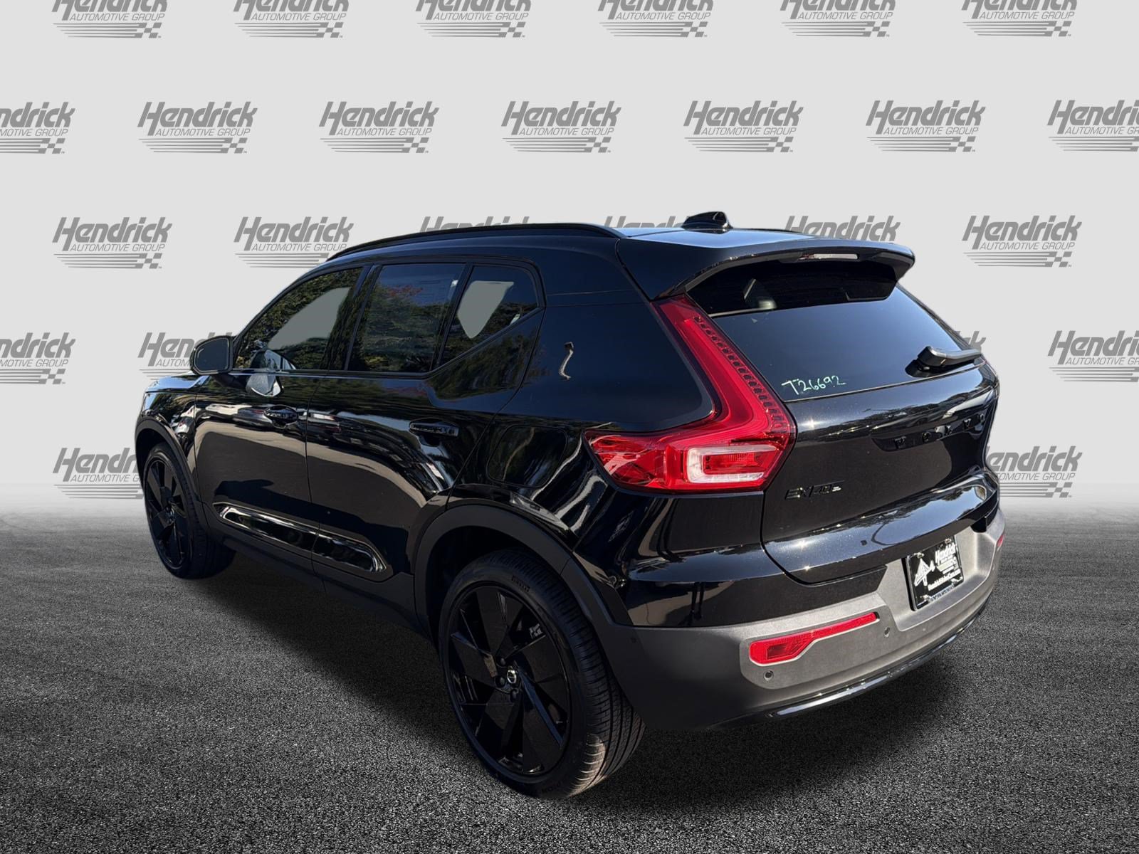New 2026 Volvo EX40 Ultra AWD/4WD image 7