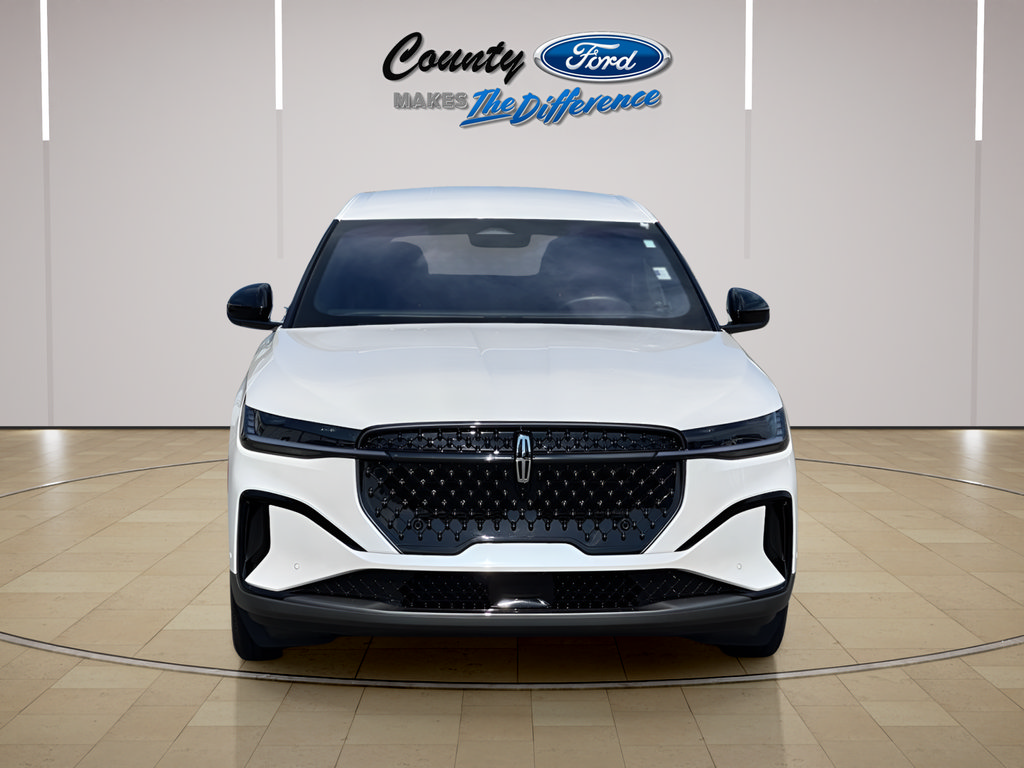 Used 2024 Lincoln Nautilus Premier w/ Jet Appearance Package AWD/4WD image 6
