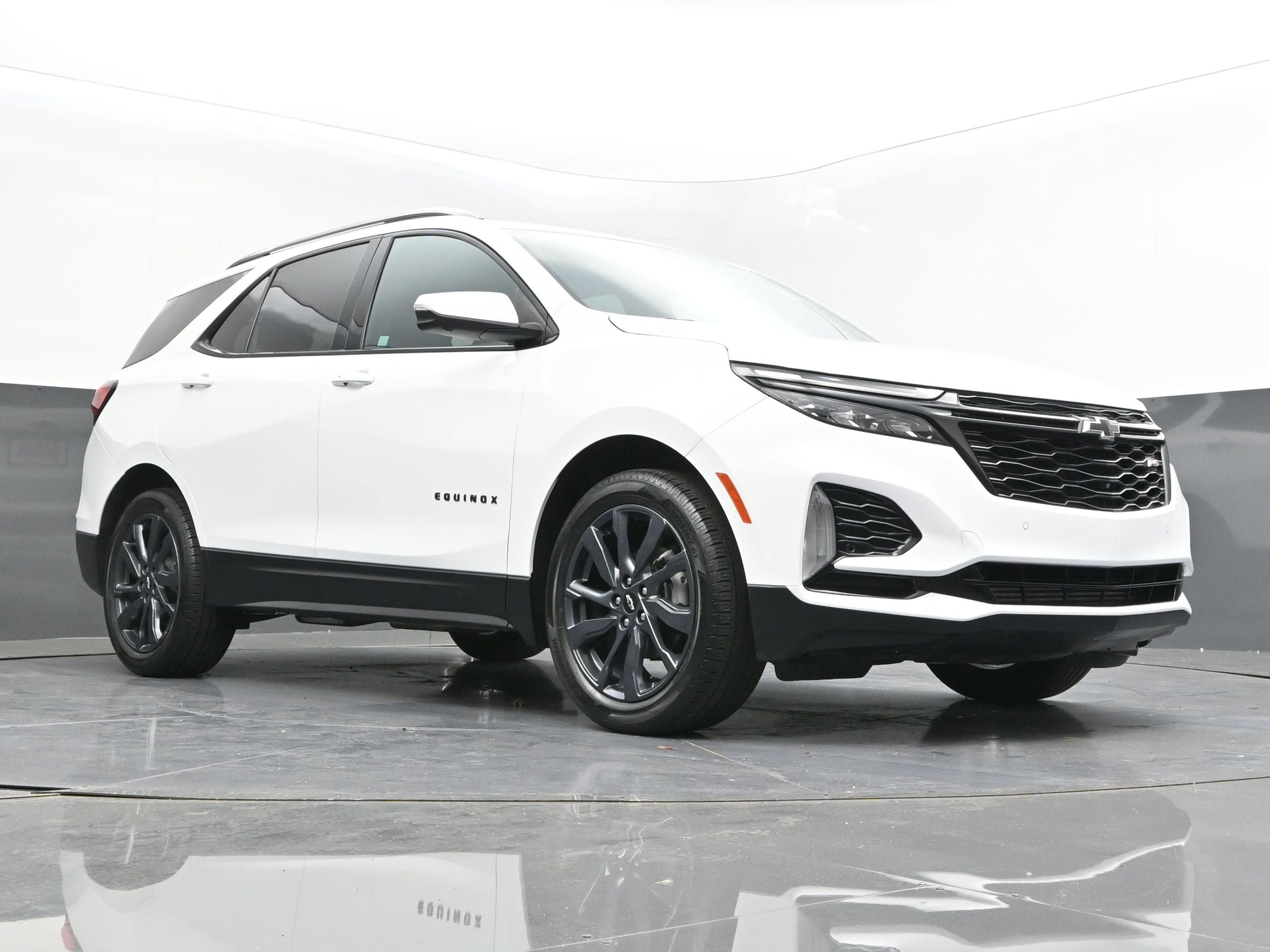 Used 2024 Chevrolet Equinox RS image 39