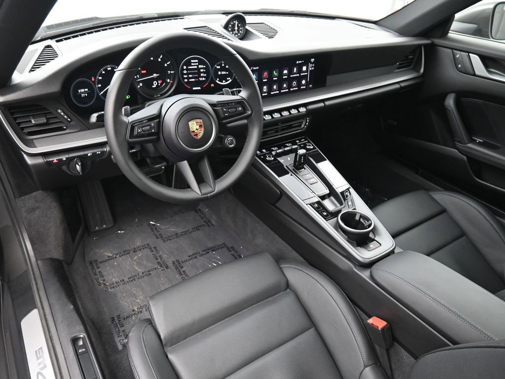 Certified 2024 Porsche 911 Carrera RWD image 4