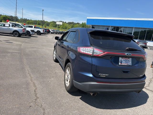 Used 2017 Ford Edge SE image 12