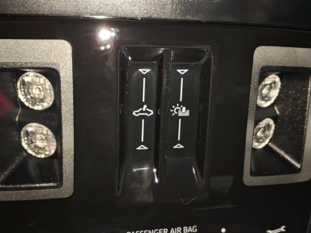 New 2026 Volkswagen Tiguan SE R-Line image 21