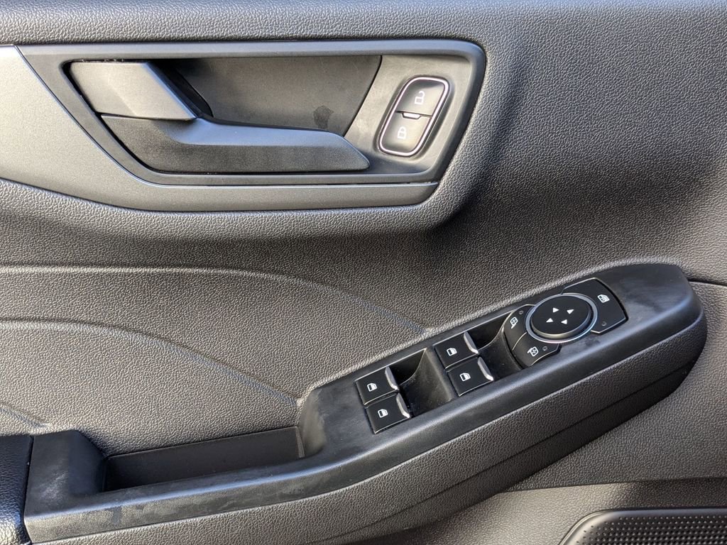 Used 2024 Ford Escape Active image 12