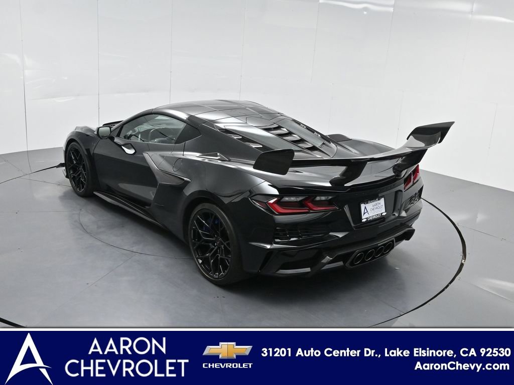 New 2026 Chevrolet Corvette ZR1 w/ ZR1 Carbon Fiber Aero Package image 47