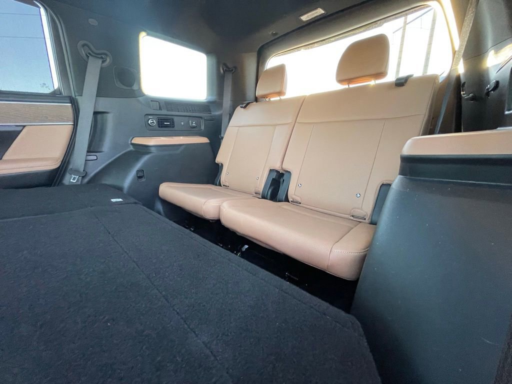 Used 2024 Hyundai Santa Fe Limited image 23