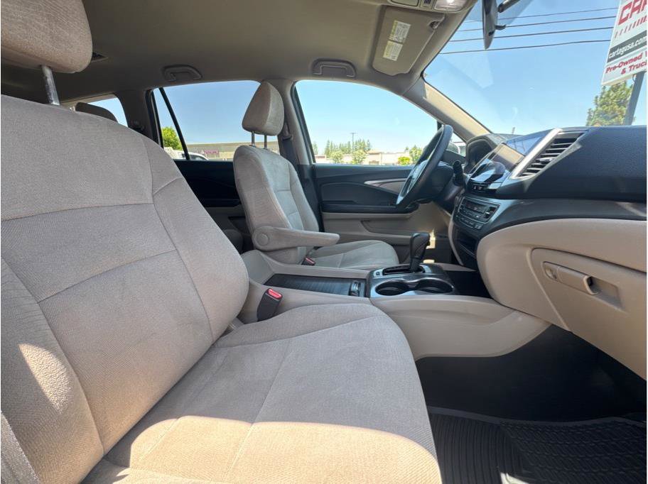 Used 2016 Honda Pilot EX image 23