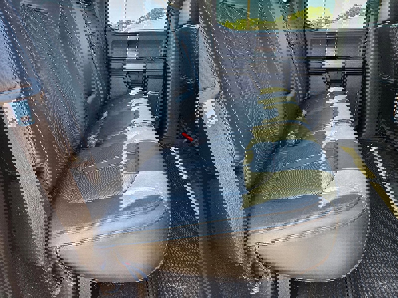 Used 2019 Ford F250 Platinum w/ Platinum Ultimate Package image 26