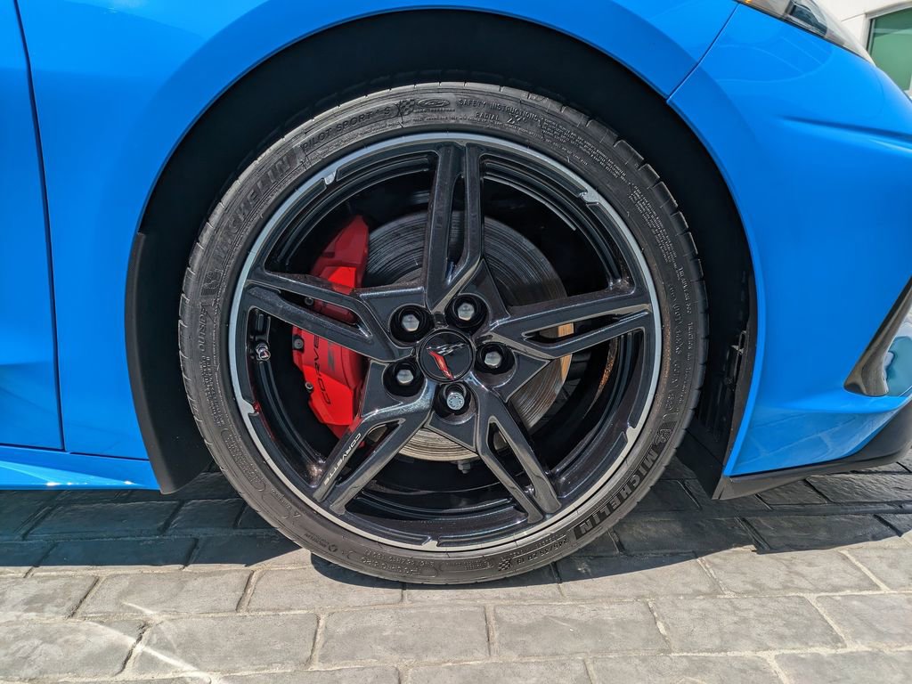 Used 2022 Chevrolet Corvette Stingray Premium Cpe w/ Z51 Performance Package image 11