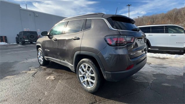 Used 2022 Jeep Compass Latitude w/ Sun and Sound Group image 6