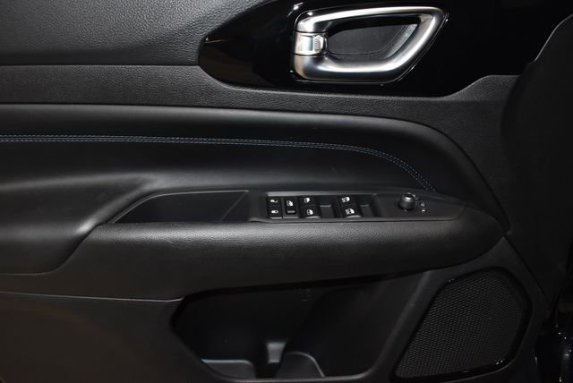 New 2026 Jeep Compass Limited image 24