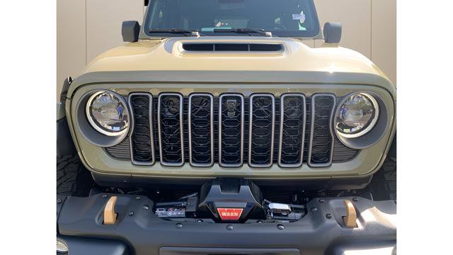 New 2025 Jeep Wrangler Unlimited Rubicon 392 image 9