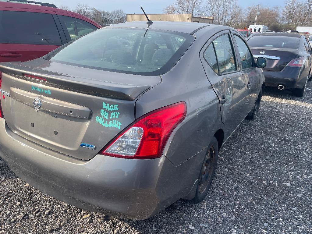 Used 2014 Nissan Versa S Plus image 6