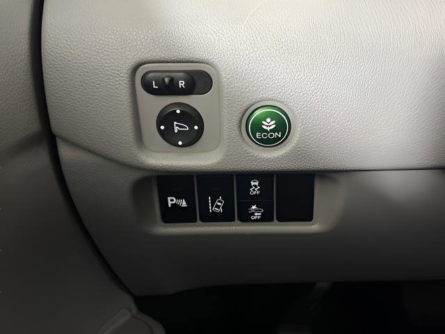 Used 2018 Honda Pilot Touring image 23