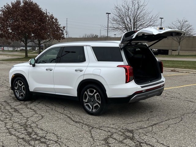 Used 2024 Hyundai Palisade SEL image 14
